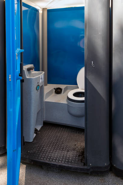 Portable Toilet Options We Offer in Wanatah, IN